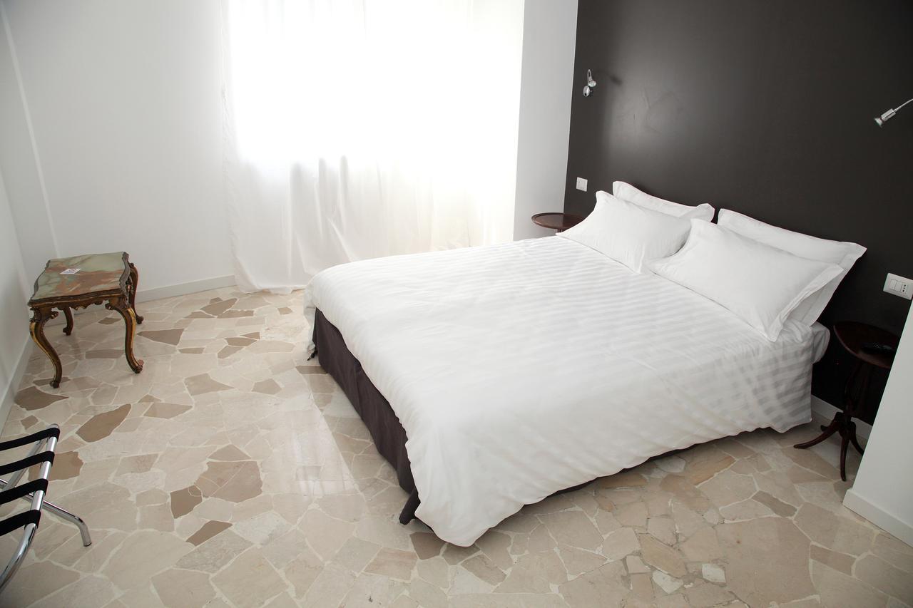Bed and Breakfast Torregiardino Abbiategrasso Exterior foto